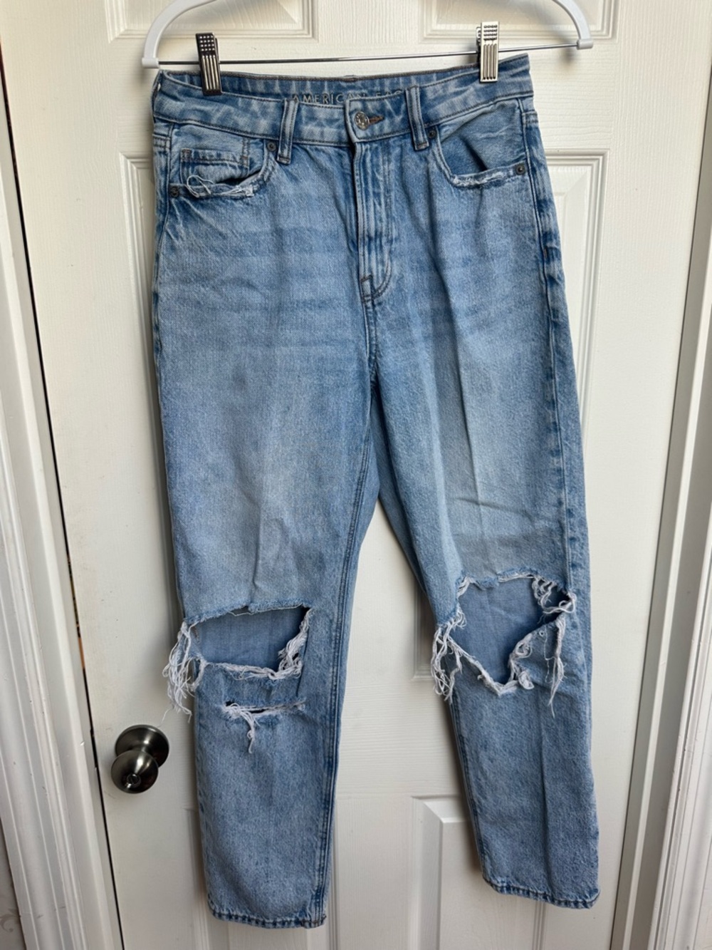 American Eagle Distressed Jeans